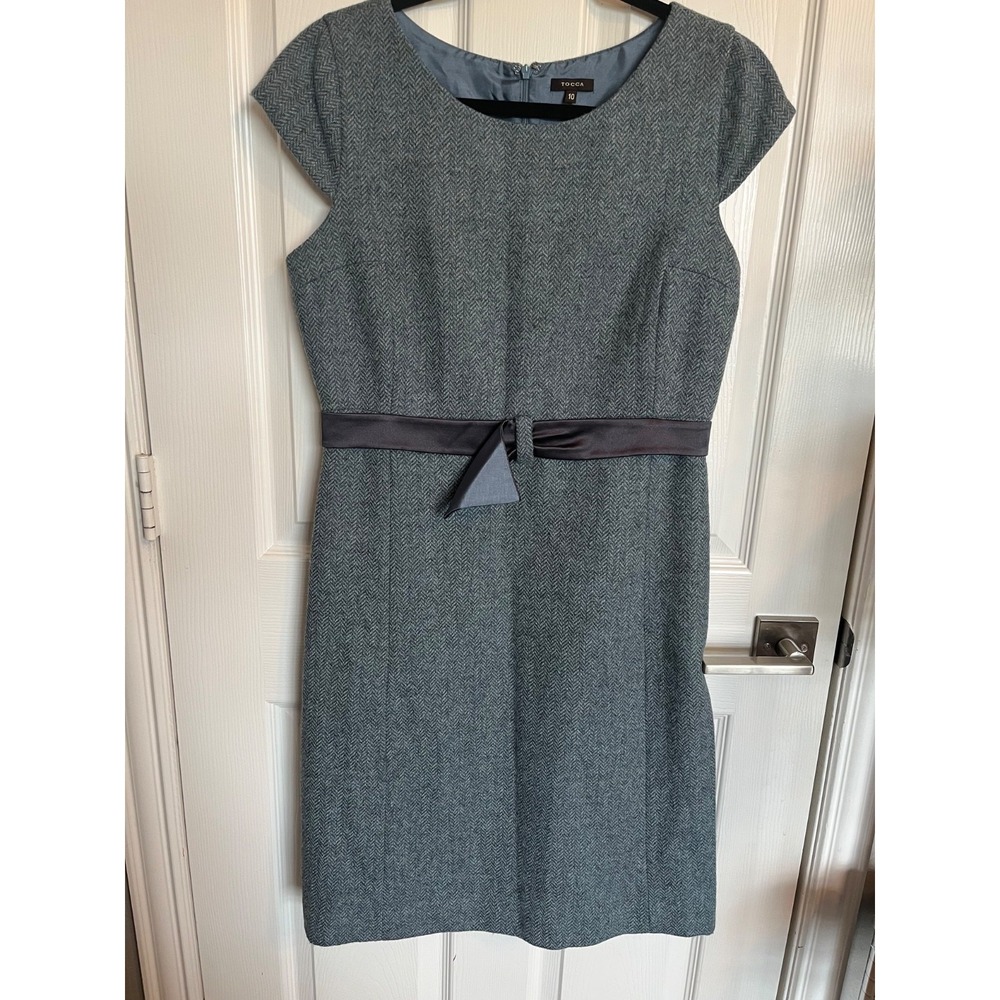 Tocca Women's Size 10 Wool Blue Gray Tweed Midi Sheath Dress Knee Length Luxury
